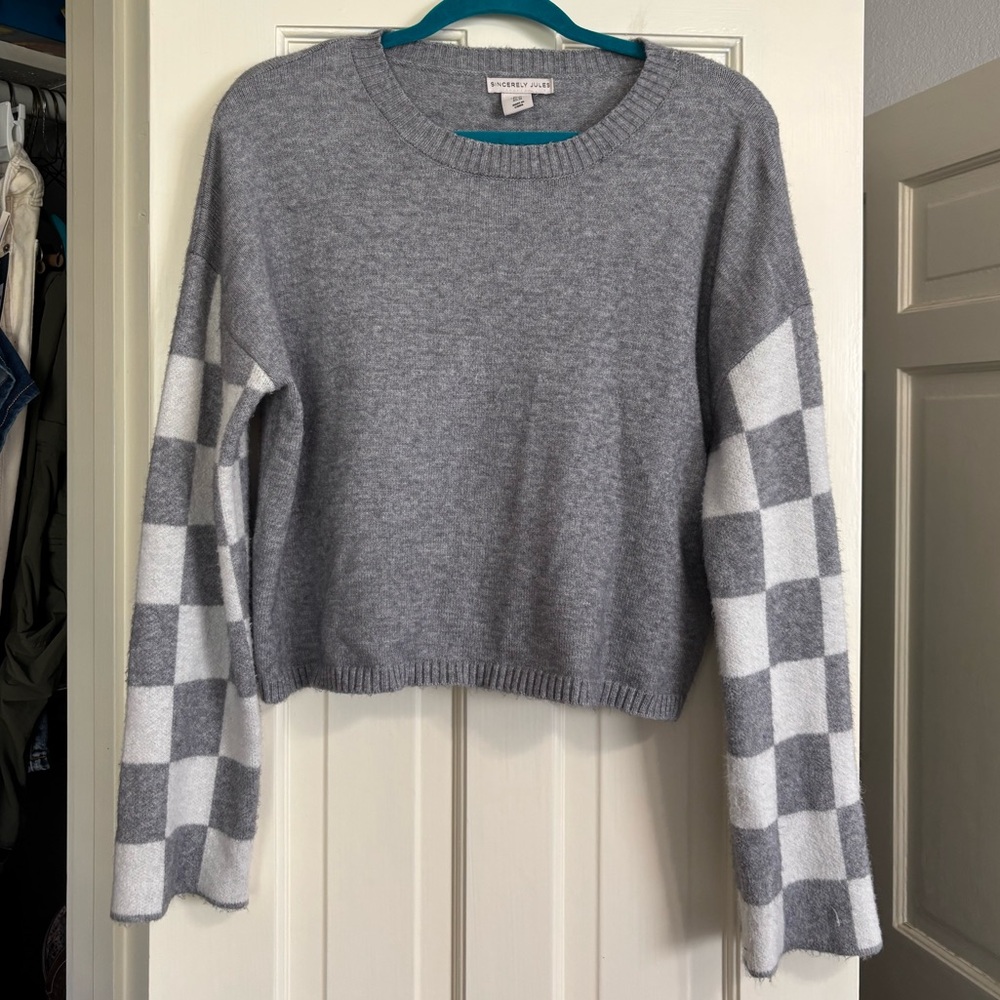 Sincerely Jules Gray Cropped Sweater | Checkered Sleeve Detail
